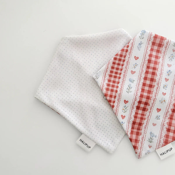 the scarlet dog bandana